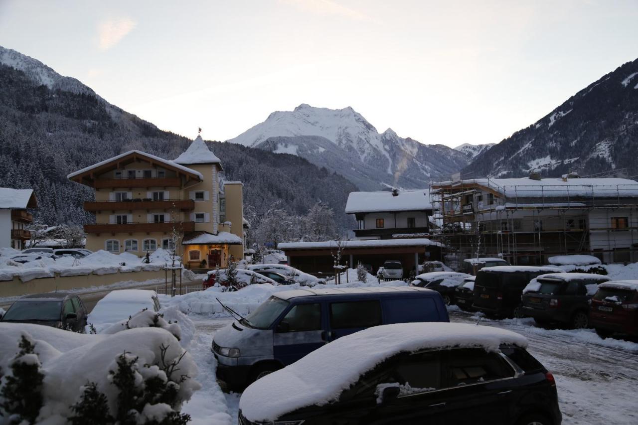 Hotel & Suites Glueck Auf Mayrhofen Exteriér fotografie